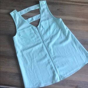 Daytrip Zipper Tank - Small